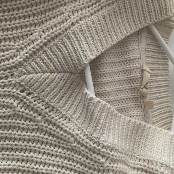 ECO by Design Beige Sweater with Shoulder Pads - Picture 3 of 8